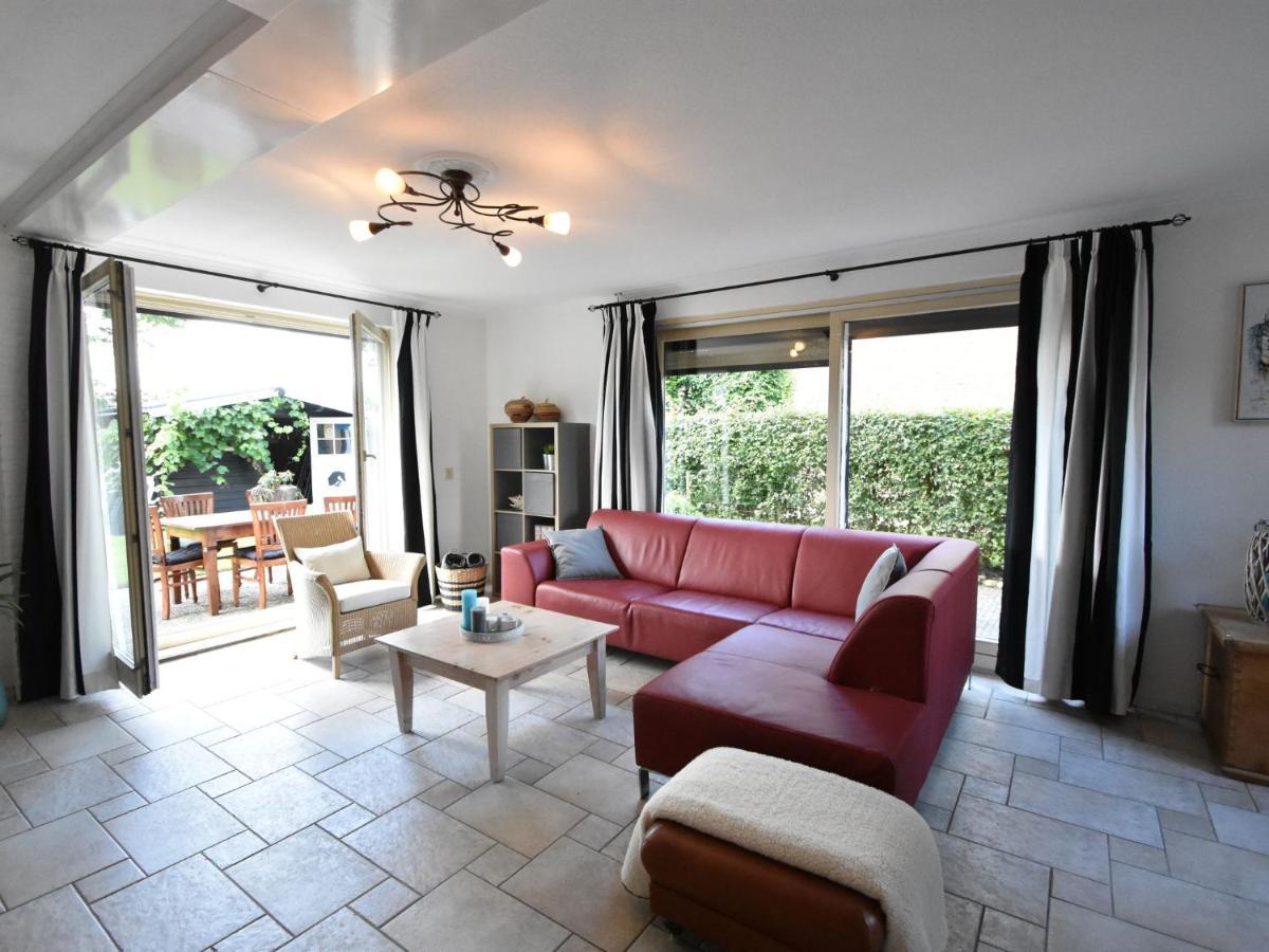 Holiday Home In Zeeland With Wide Views Броунисе Екстериор снимка
