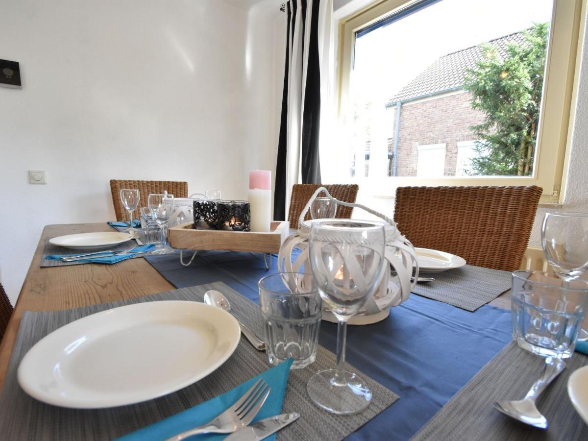 Holiday Home In Zeeland With Wide Views Броунисе Екстериор снимка