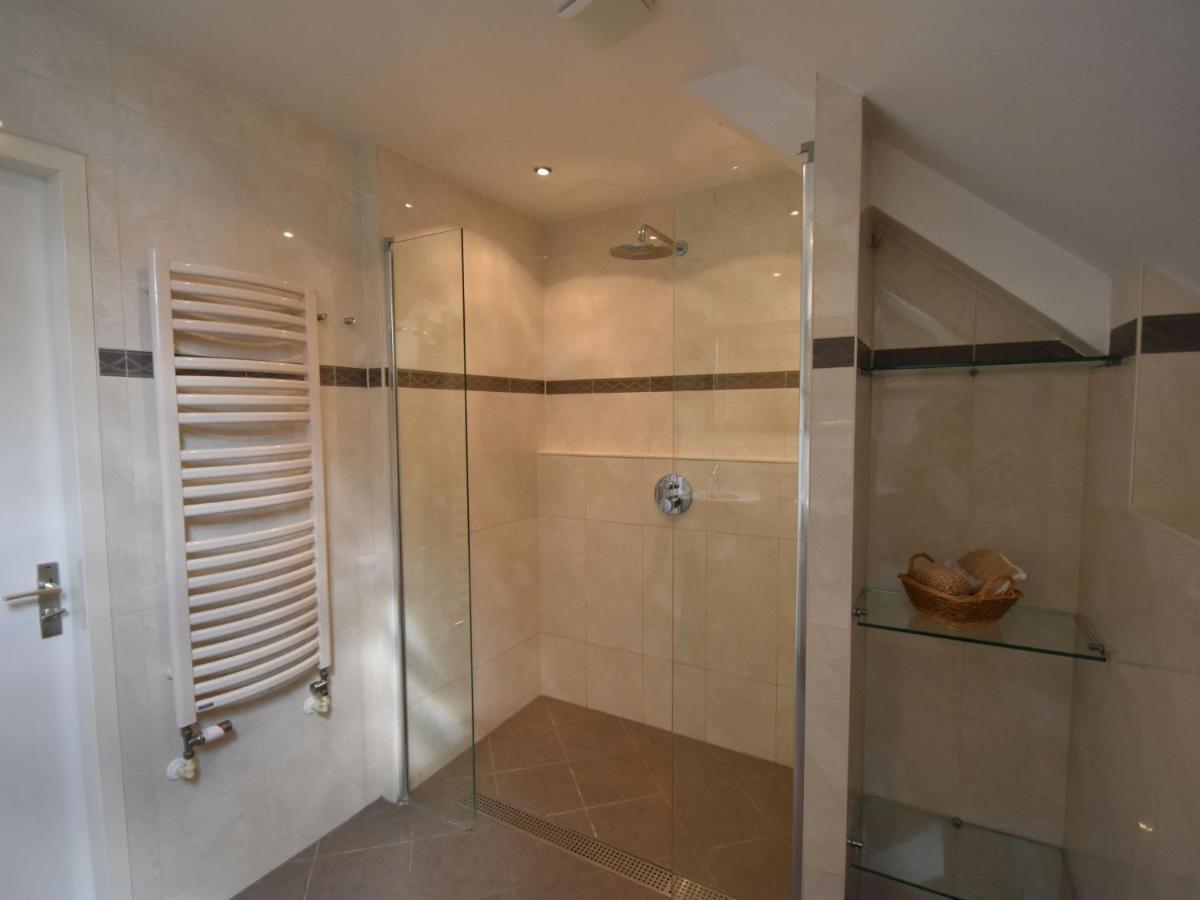Holiday Home In Zeeland With Wide Views Броунисе Екстериор снимка
