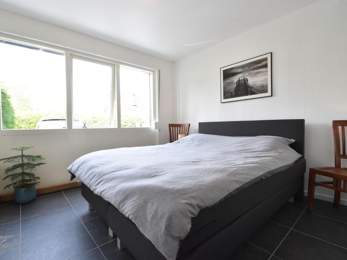 Holiday Home In Zeeland With Wide Views Броунисе Екстериор снимка